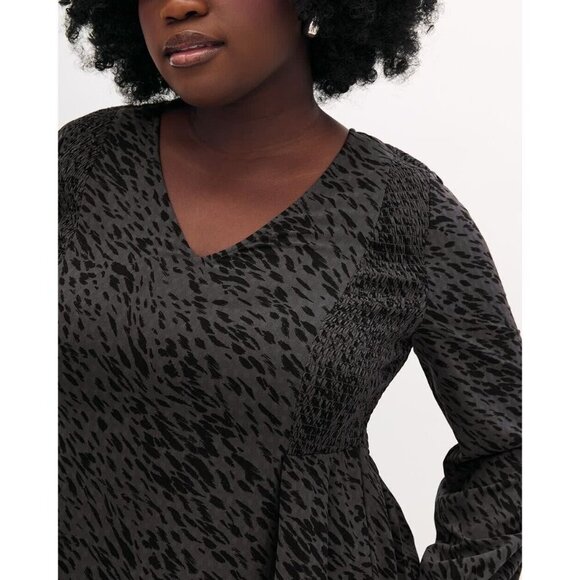 Womens Plus 2X Fit and Flare Blouse Smocked Side Gray Thunderstorm Printed - Picture 3 of 11